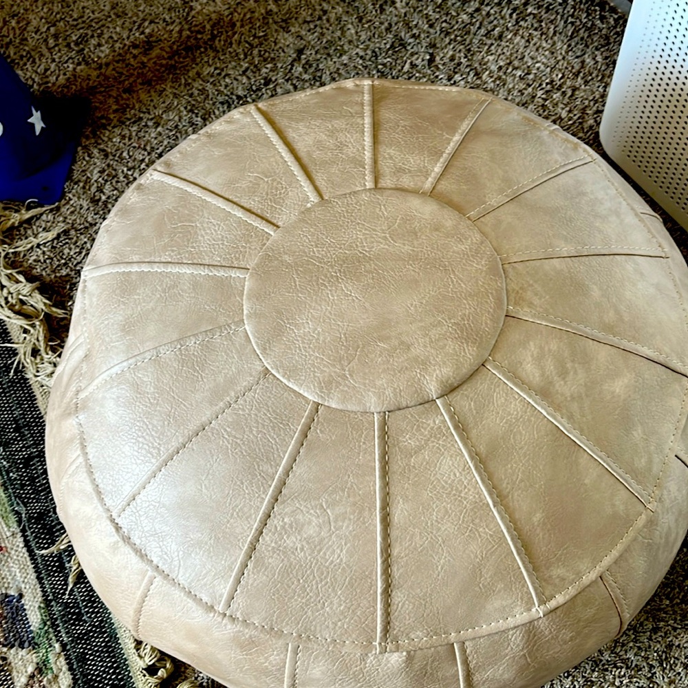 Floor poof cover